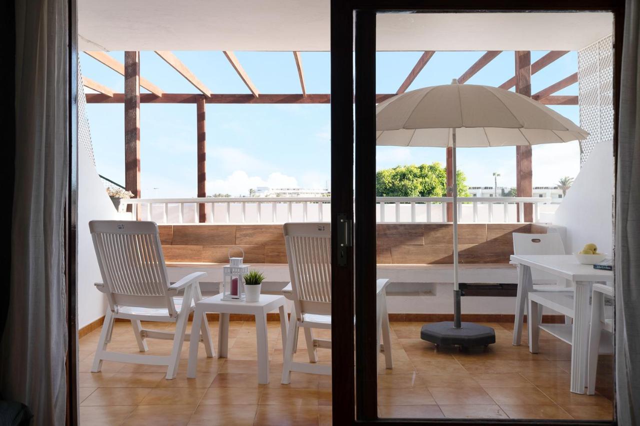 Casa Las Palmeras Costa Teguise Exterior photo